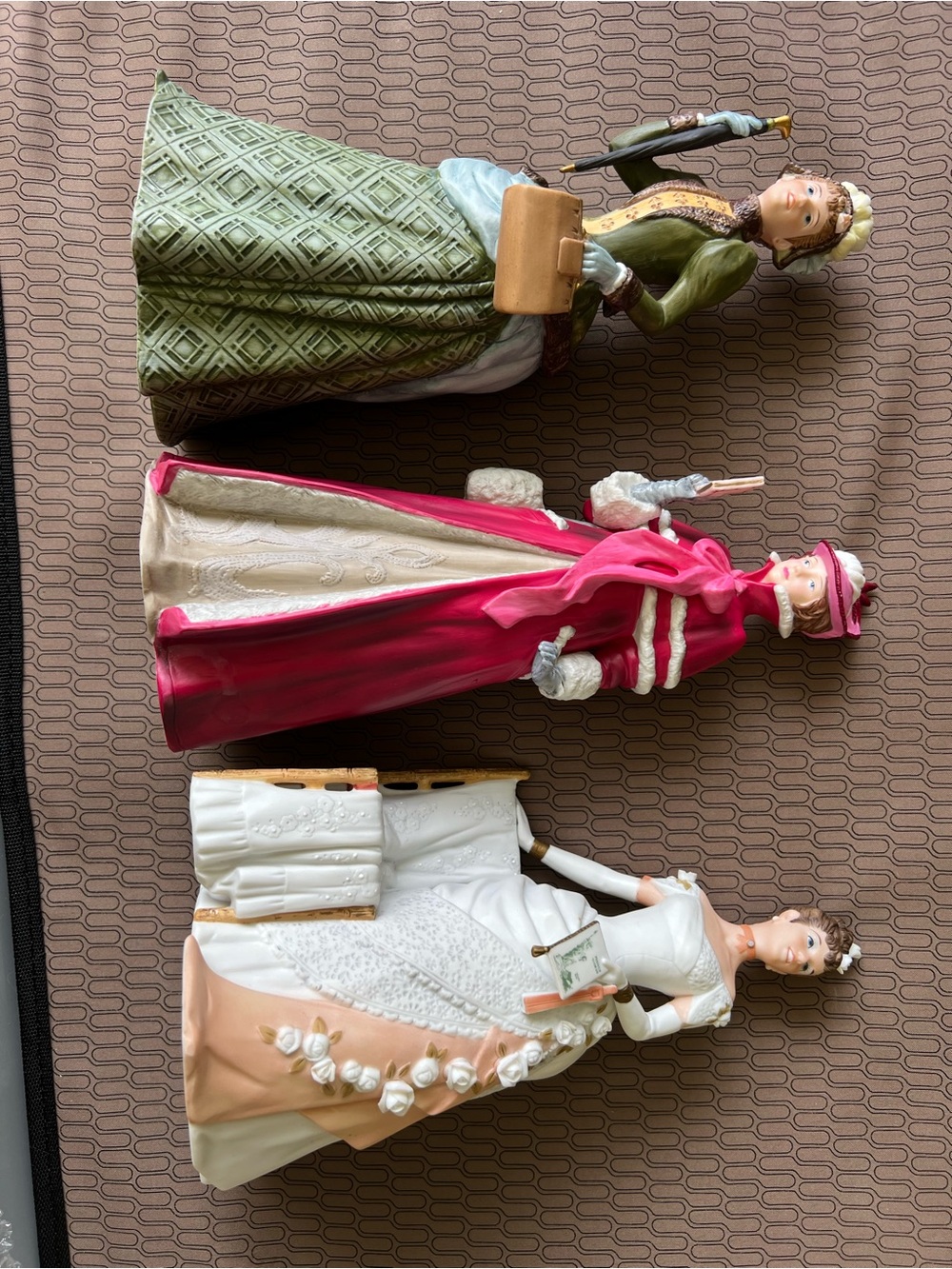 Set of 3 Decorative Victorian Style Porcelain Figurines - Green, Pink, White